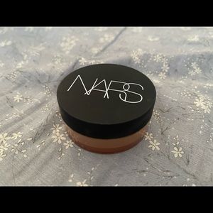 Nars setting powder